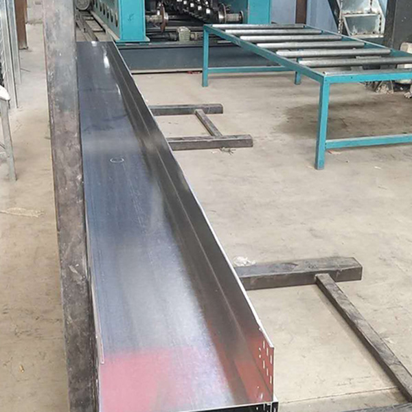 当电缆桥架出现短路的情况要如何处理呢？